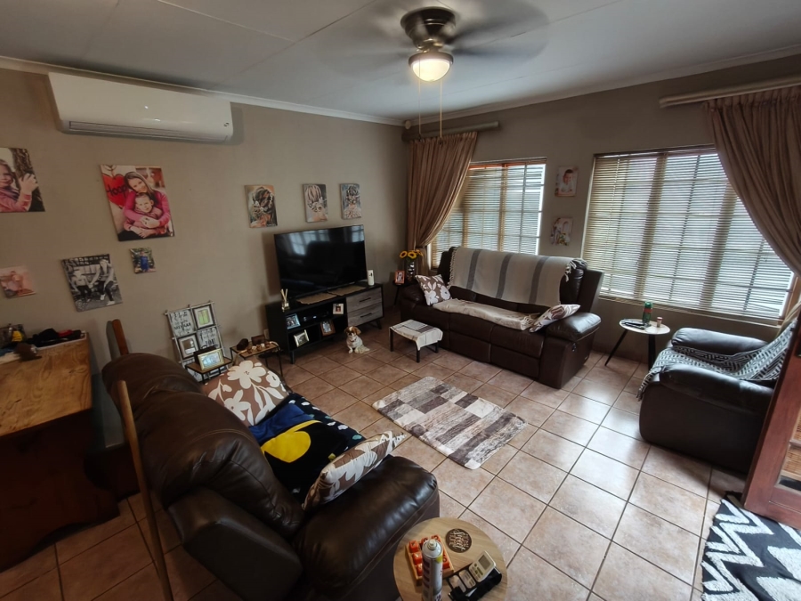 3 Bedroom Property for Sale in Cashan North West